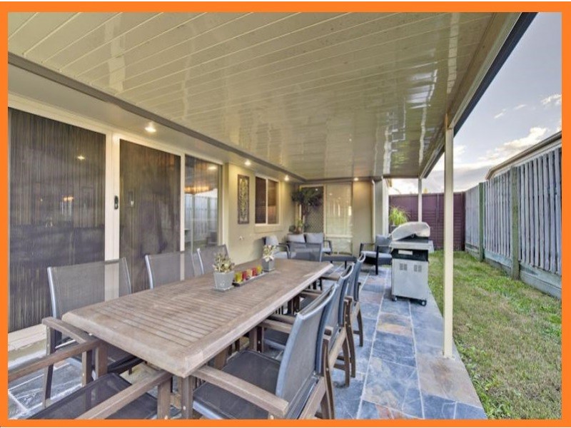 17 Rockwood Drive, Ormeau QLD 4208