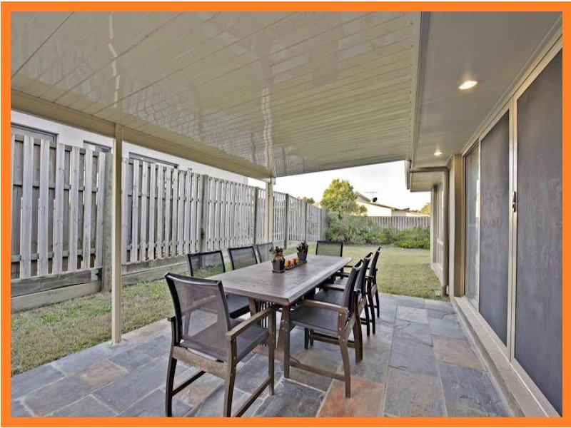 17 Rockwood Drive, Ormeau QLD 4208