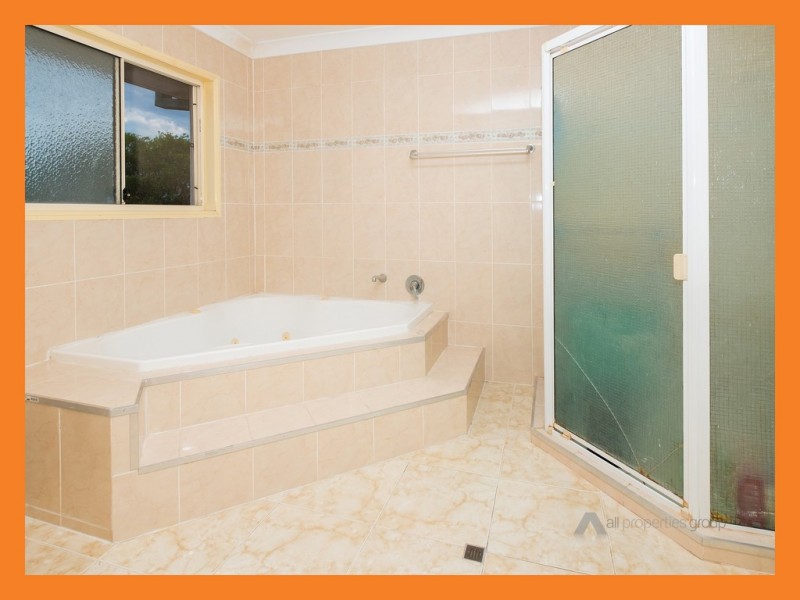 57 Othello St, Sunnybank Hills QLD 4109