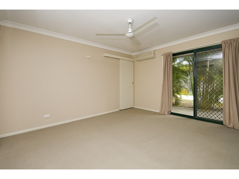 9 Scarlet Place, Forest Lake QLD 4078