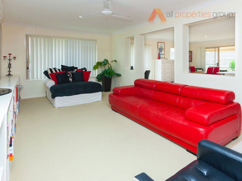 1 Atlantic Drive, Brassall QLD 4305