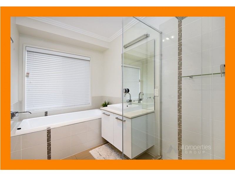 11 Domatia Street, Heathwood QLD 4110