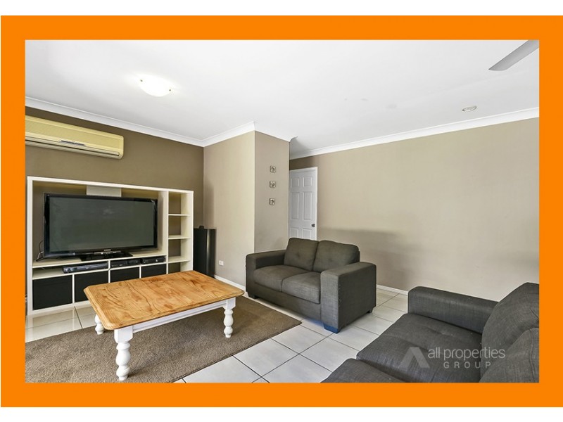 14 Barrier Place, Forest Lake QLD 4078