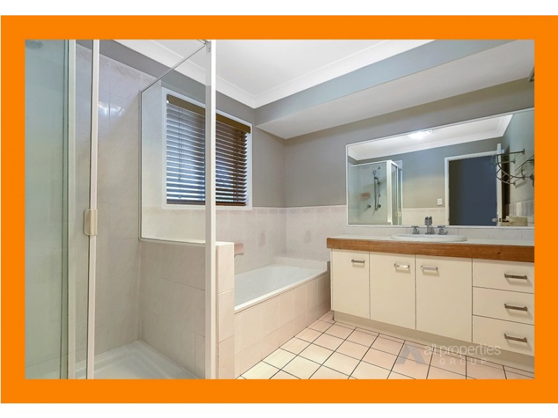 14 Barrier Place, Forest Lake QLD 4078