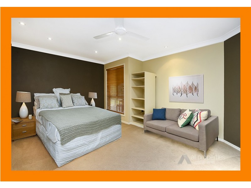 14 Barrier Place, Forest Lake QLD 4078