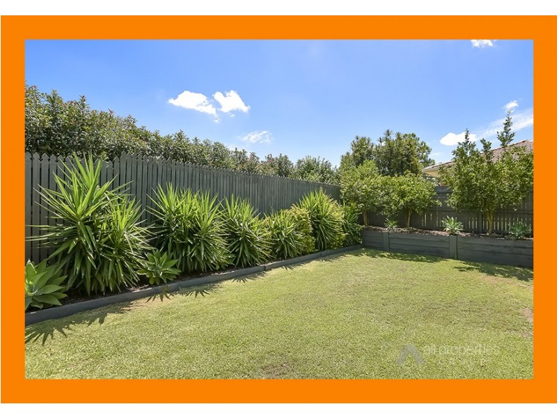 14 Barrier Place, Forest Lake QLD 4078