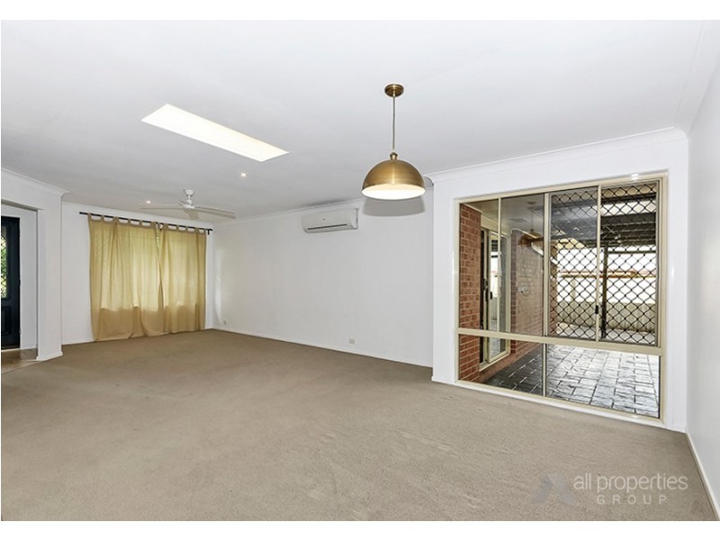136 Banksia Cct, Forest Lake QLD 4078