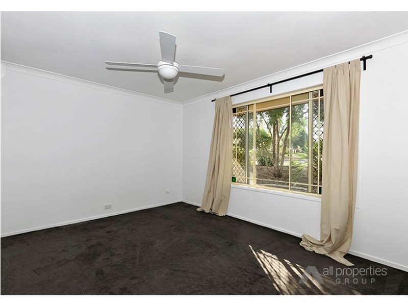 136 Banksia Cct, Forest Lake QLD 4078
