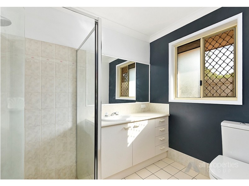 136 Banksia Cct, Forest Lake QLD 4078