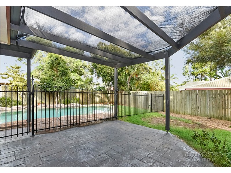 136 Banksia Cct, Forest Lake QLD 4078