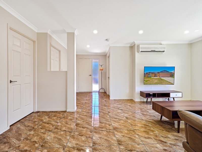 60 Rubicon Crescent, Kuraby QLD 4112