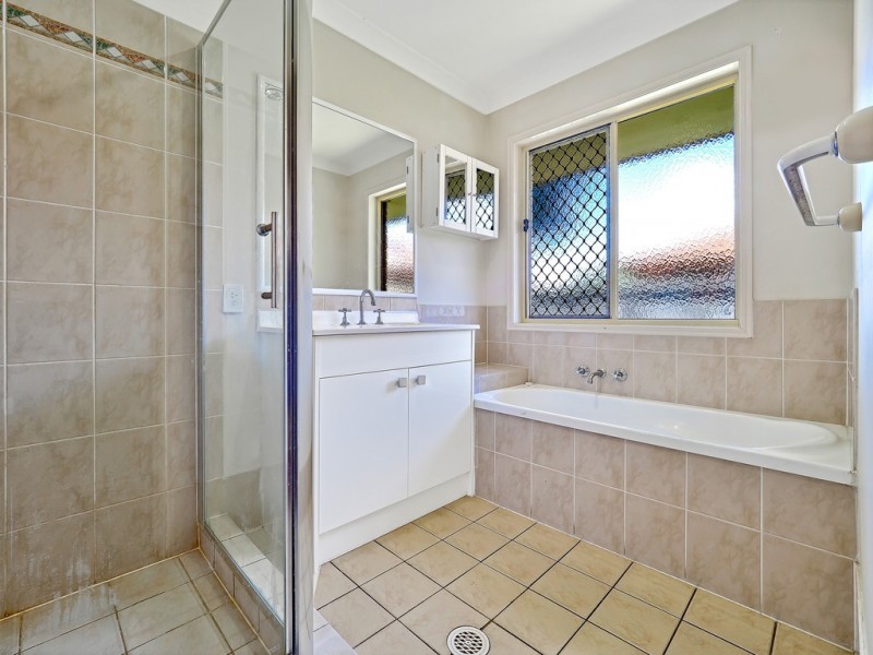 60 Rubicon Crescent, Kuraby QLD 4112