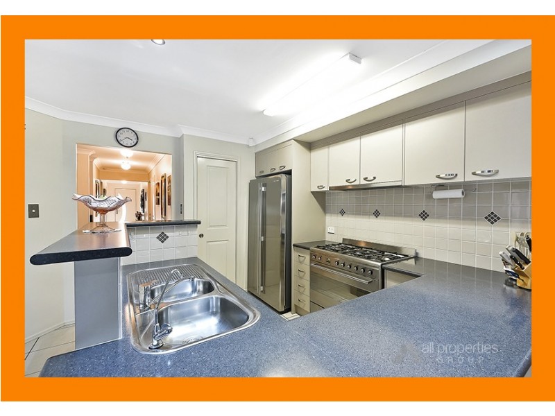 24 Juniper Street, Heathwood QLD 4110