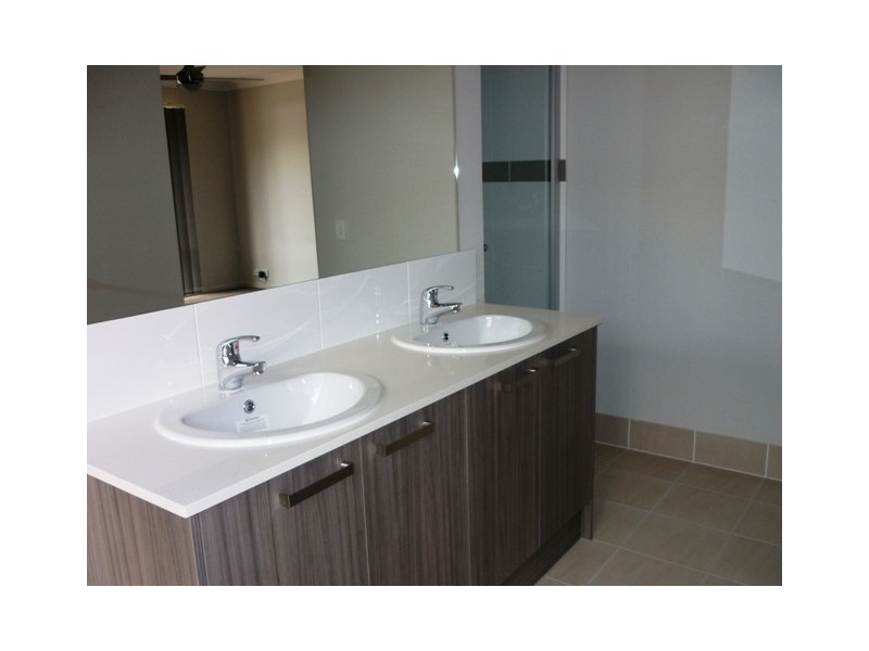 19 Leigh Street, Drewvale QLD 4116