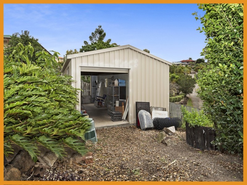 8 Hervey Street, Oxenford QLD 4210