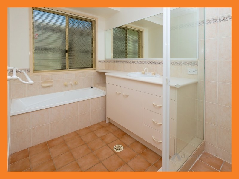 6 Amber Place, Alexandra Hills QLD 4161