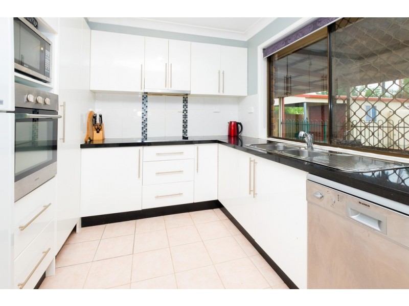 38 Awoonga St, Marsden QLD 4132