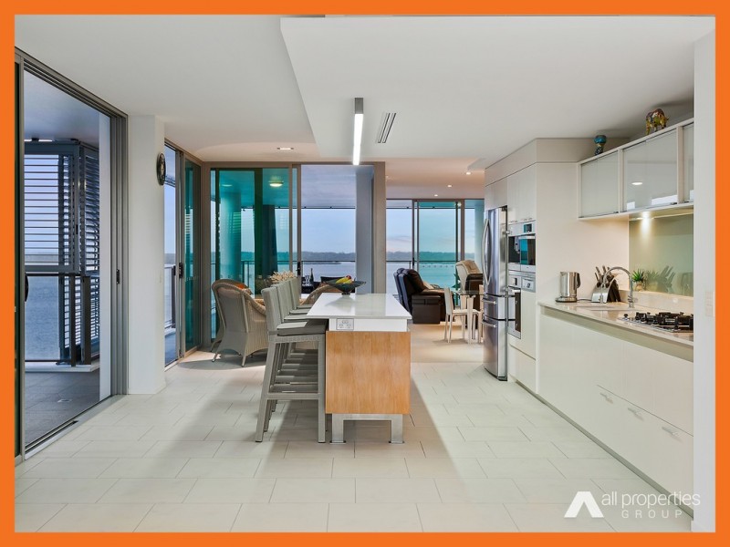 26701/2 Ephraim Island, Paradise Point QLD 4216