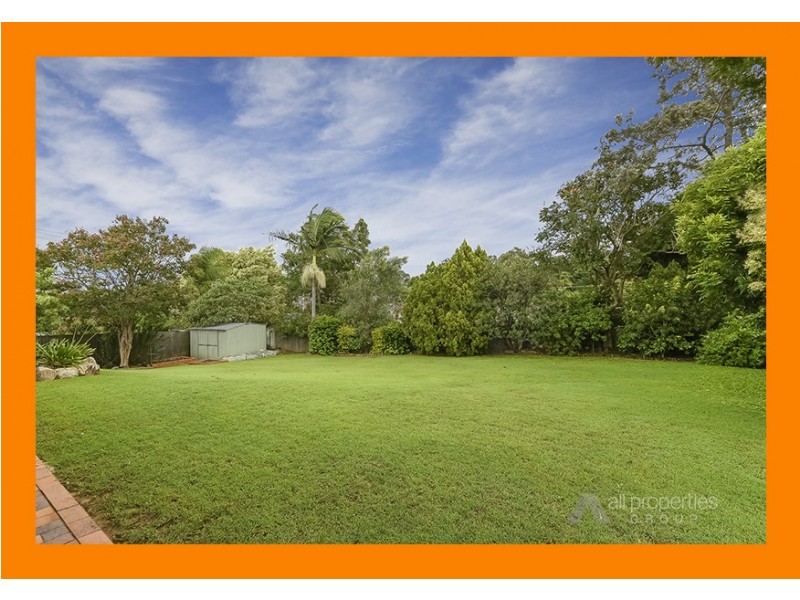 26 COCAS STREET, Regents Park QLD 4118