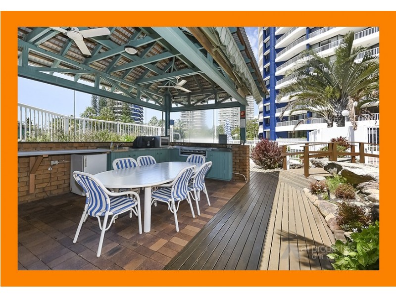 88/21 Bayview Street, Runaway Bay QLD 4216