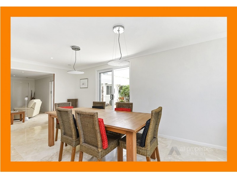 9 Pimaga place, Runaway Bay QLD 4216