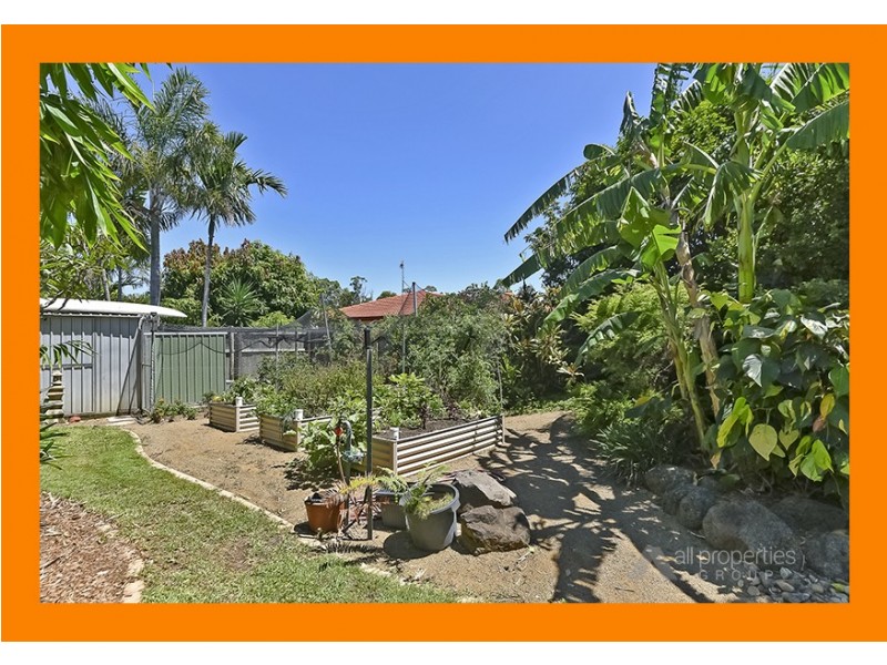 9 Pimaga place, Runaway Bay QLD 4216