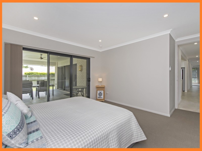 8 Camelot Court, Ormeau QLD 4208
