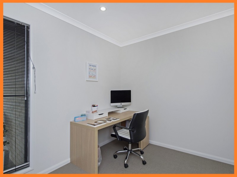 8 Camelot Court, Ormeau QLD 4208