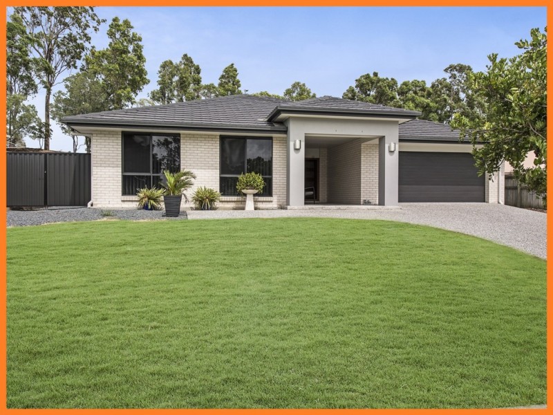 8 Camelot Court, Ormeau QLD 4208