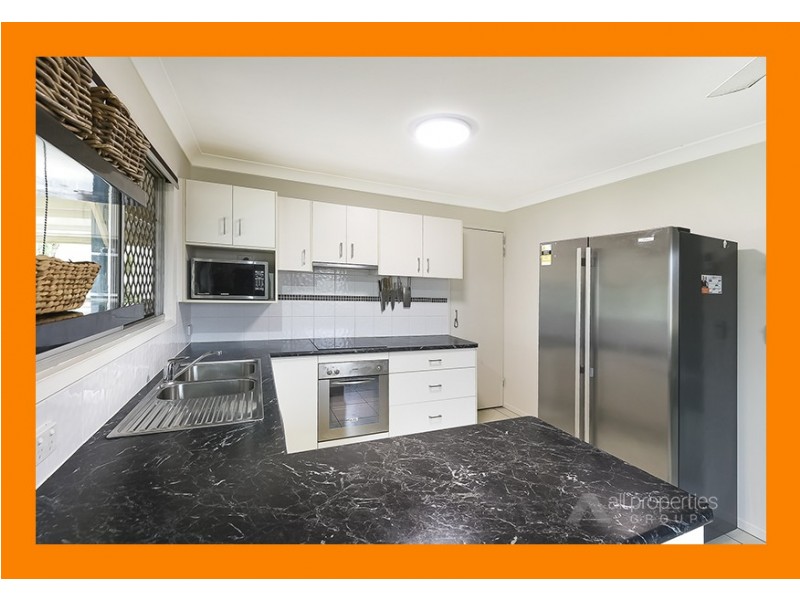 27 DRACON STREET, Regents Park QLD 4118
