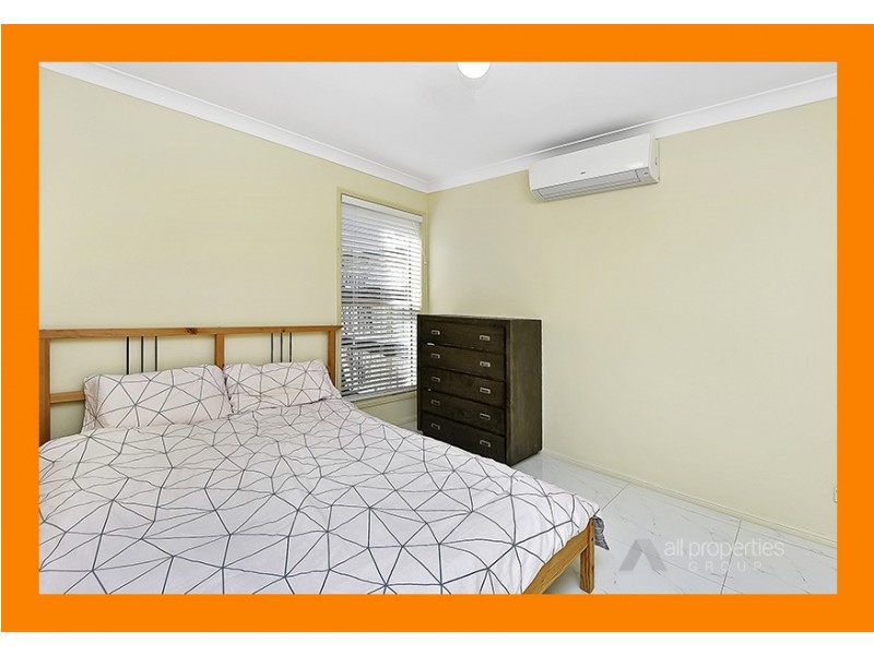 44 St James Street, Forest Lake QLD 4078