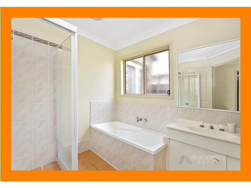 44 St James Street, Forest Lake QLD 4078