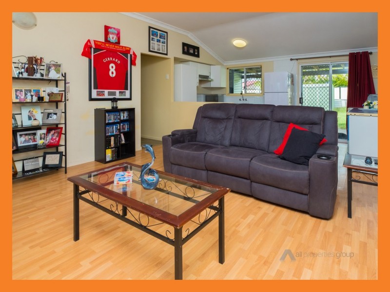 18 Love Street, Crestmead QLD 4132