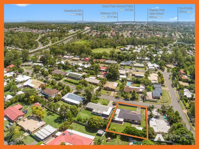 4 Lichen Ct, Regents Park QLD 4118