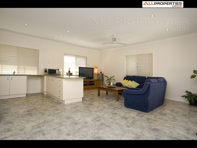 15 Veronica Street, Inala QLD 4077