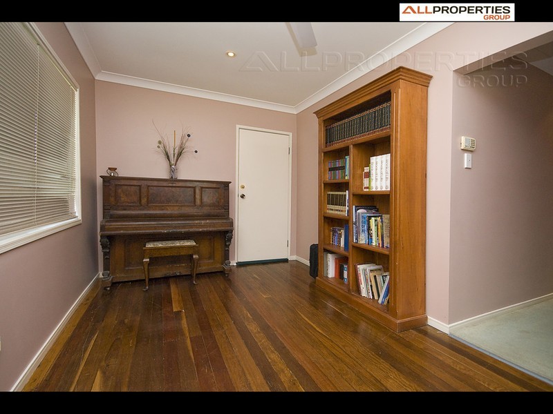 15 Veronica Street, Inala QLD 4077