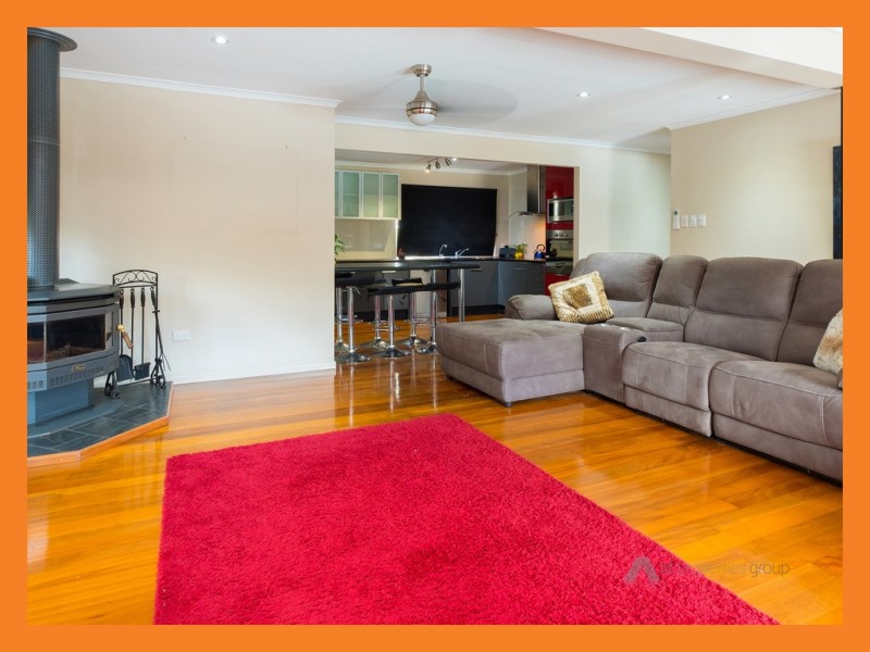 6 Leaza Street, Marsden QLD 4132