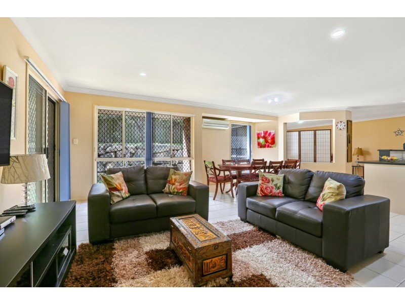 8 RIO Court, Underwood QLD 4119