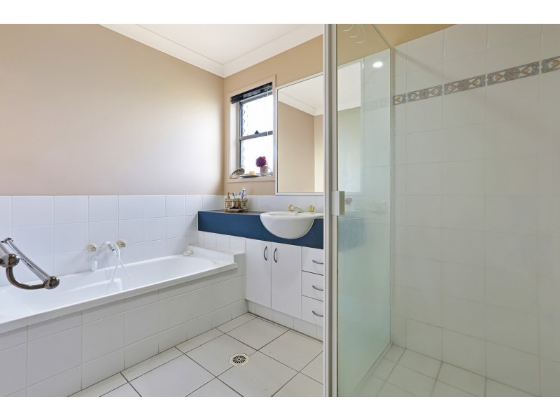 8 RIO Court, Underwood QLD 4119