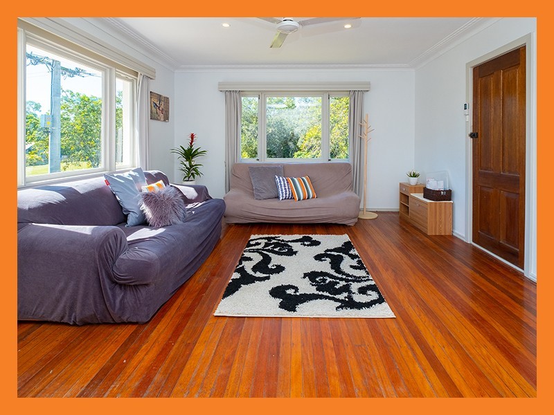 1 Campana Street, Oxley QLD 4075