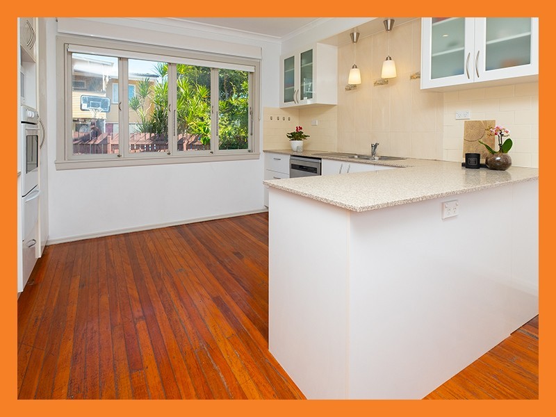 1 Campana Street, Oxley QLD 4075