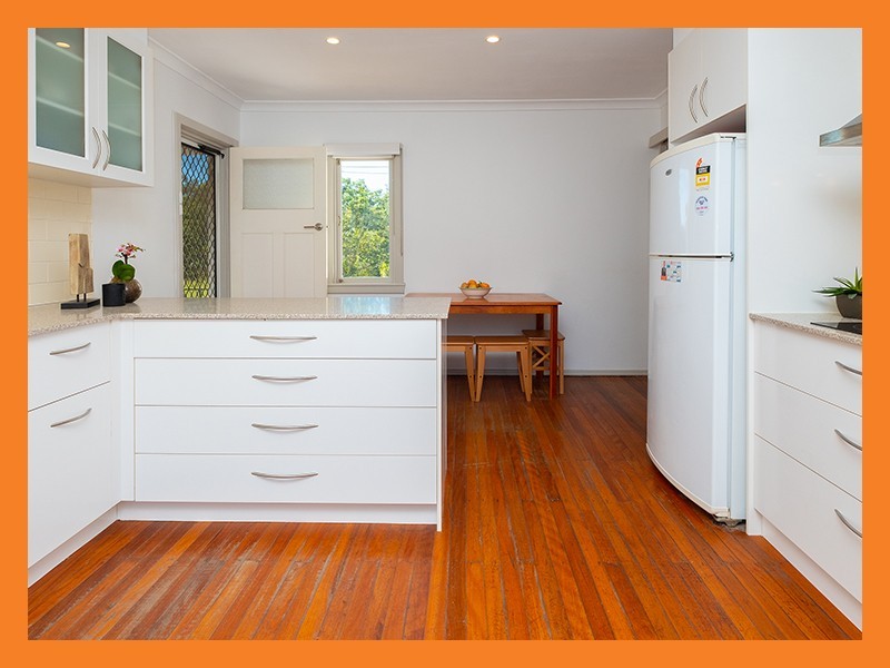 1 Campana Street, Oxley QLD 4075