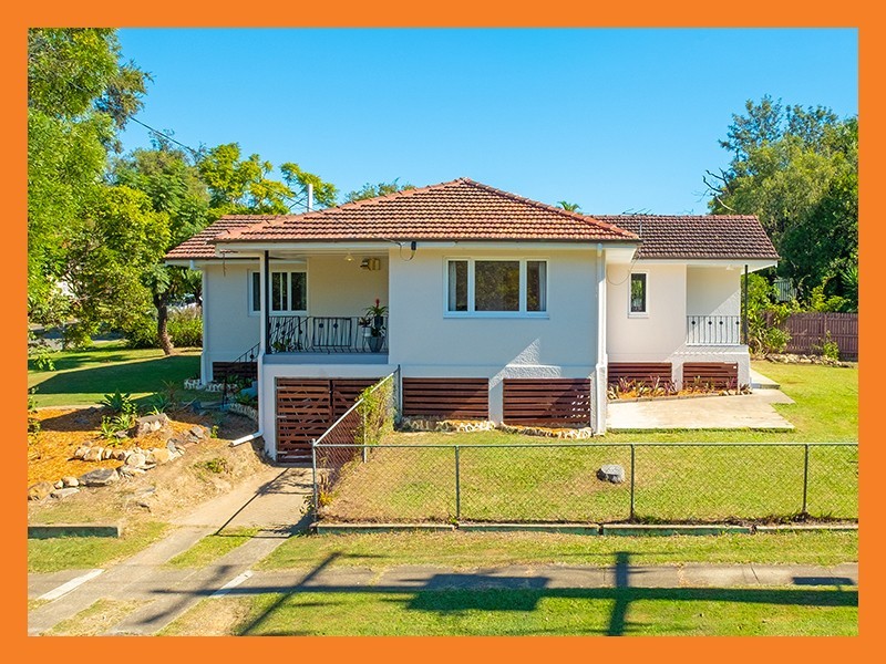 1 Campana Street, Oxley QLD 4075