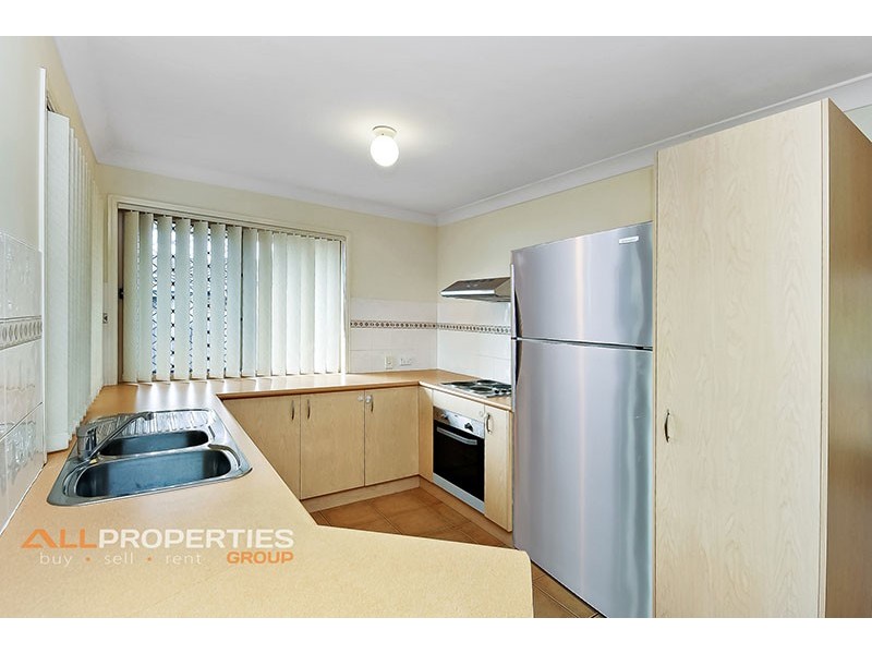 10 James Street, Crestmead QLD 4132