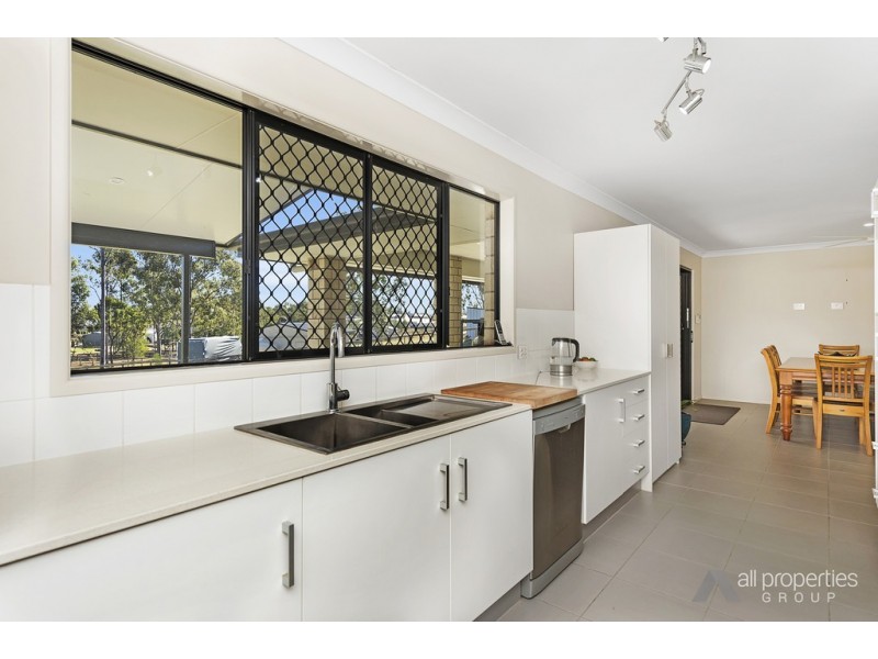 294 Peppertree Drive, Jimboomba QLD 4280