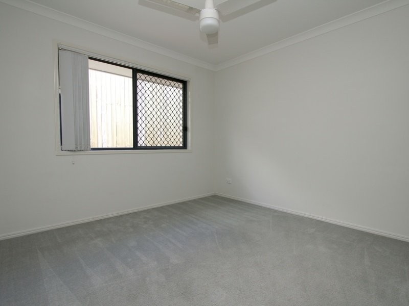 64 Watarrka Drive, Parkinson QLD 4115