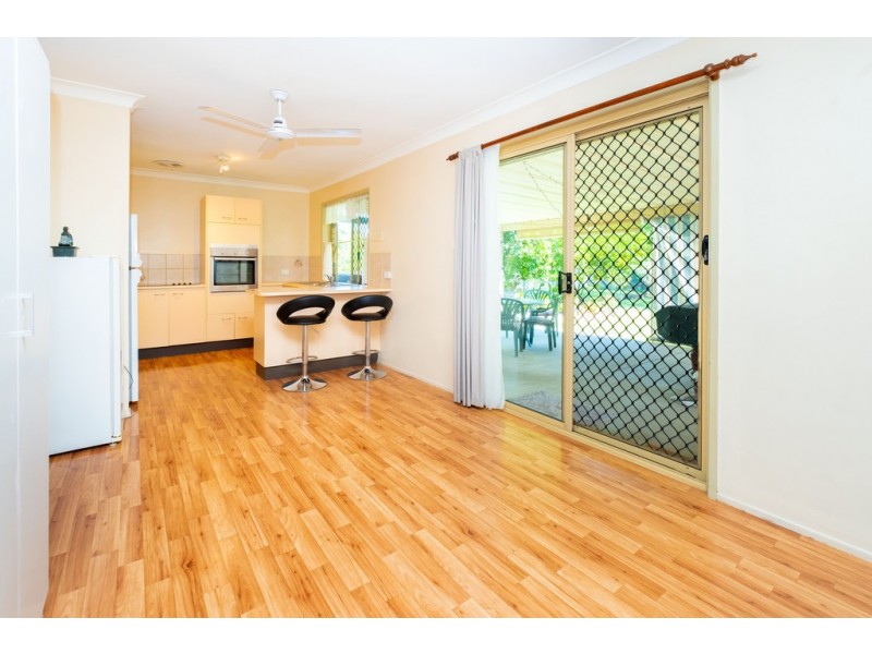 63 Peverell Street, Hillcrest QLD 4118