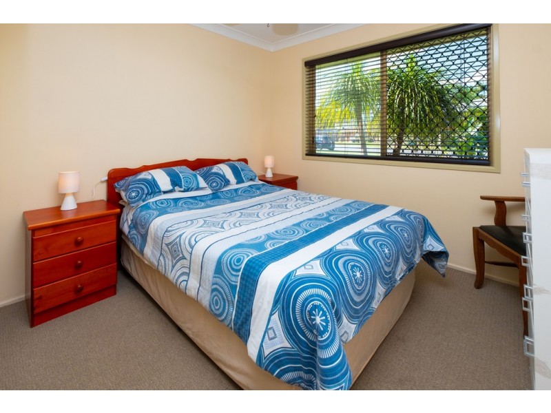 63 Peverell Street, Hillcrest QLD 4118