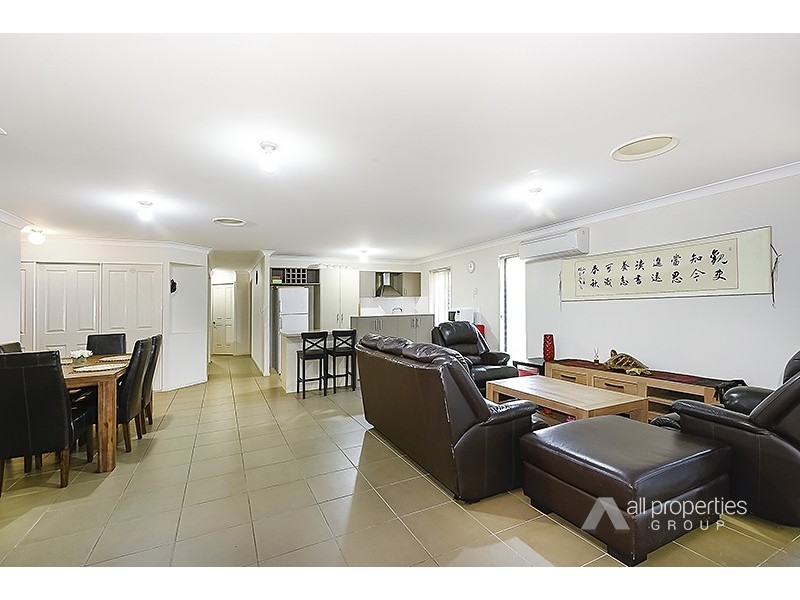 7 Tropical Drive, Forest Lake QLD 4078