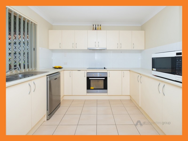 3/7 Short Street, Boronia Heights QLD 4124